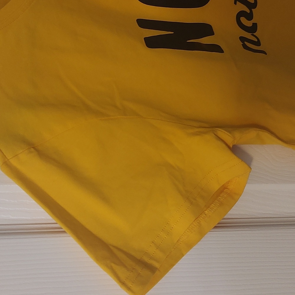 NWT Cropped Tee - Picture 4 of 4
